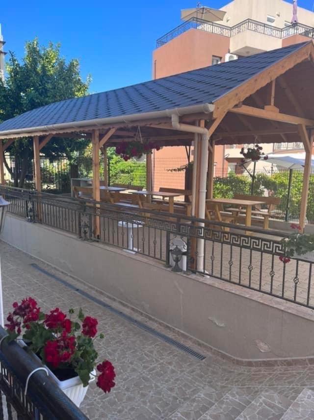 Къща За Гости Canavan'S Ravda Exterior photo